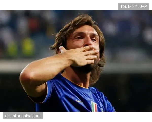 克罗斯与皮尔洛：组织核心的球权分配与推进路径分化