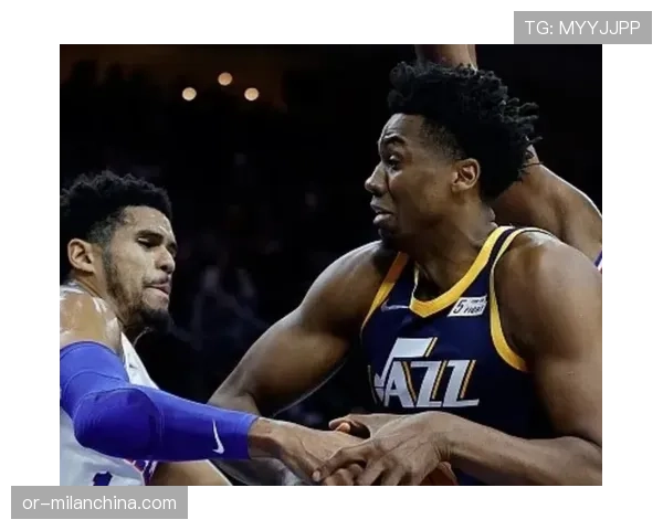 扎伊恩背身单打抢分 提升内线效率显著拉开差距